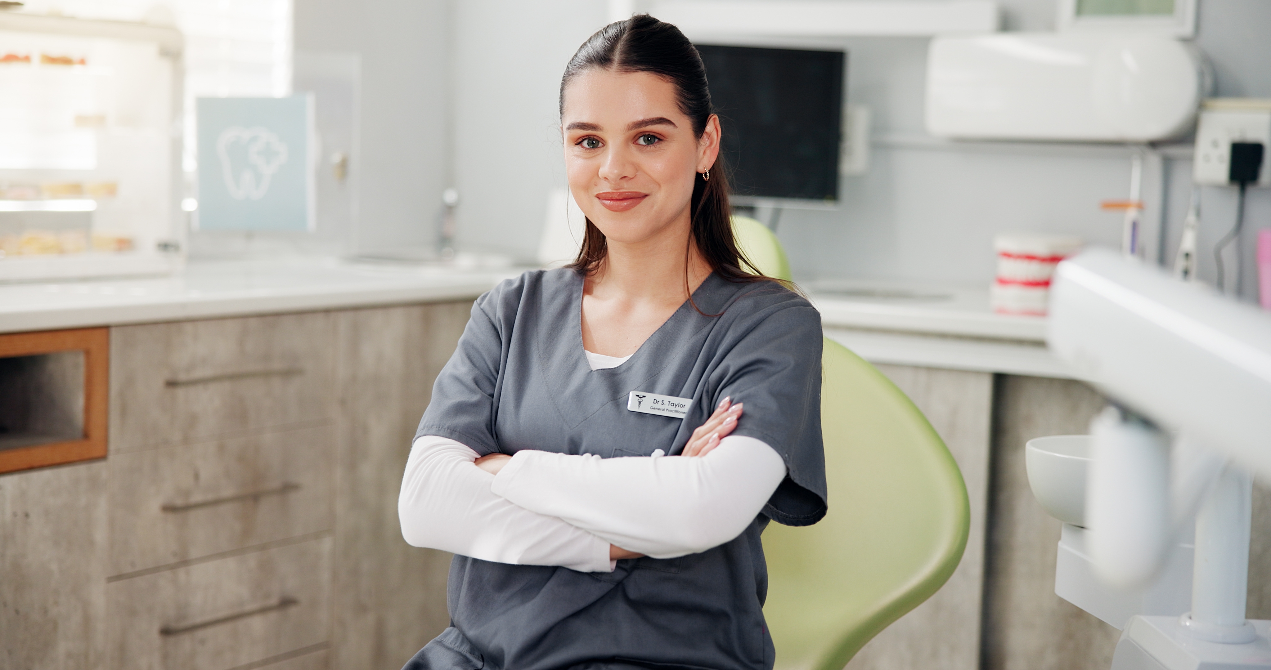 Dental privacy officer in a dental office